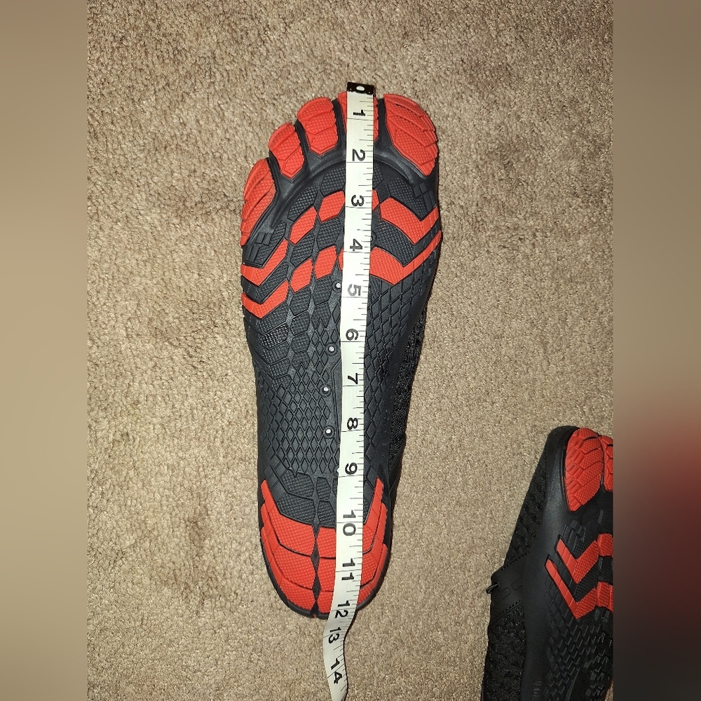 NWT / MENS SIZE 12 / Chkus Black Athletic Water Shoes with Red Accents - Picture 6 of 13